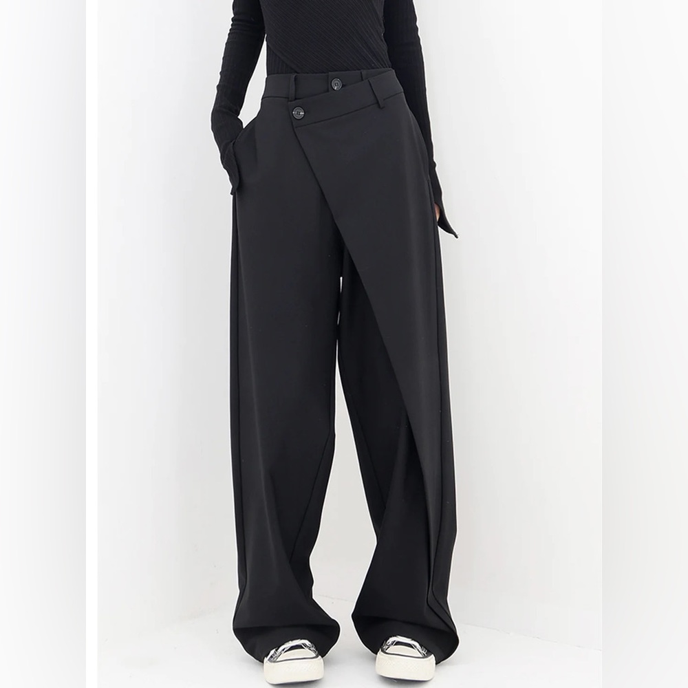 NWT COMMENSE Asymmetrical Layer Button Baggy Pants